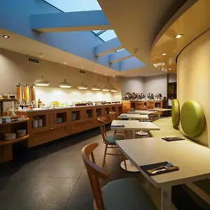 Otel 987 Design, Prag
