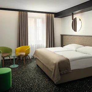 4* Szálloda Ea Embassy