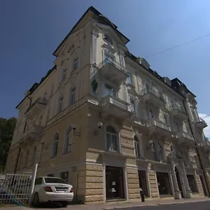 Отель Westend