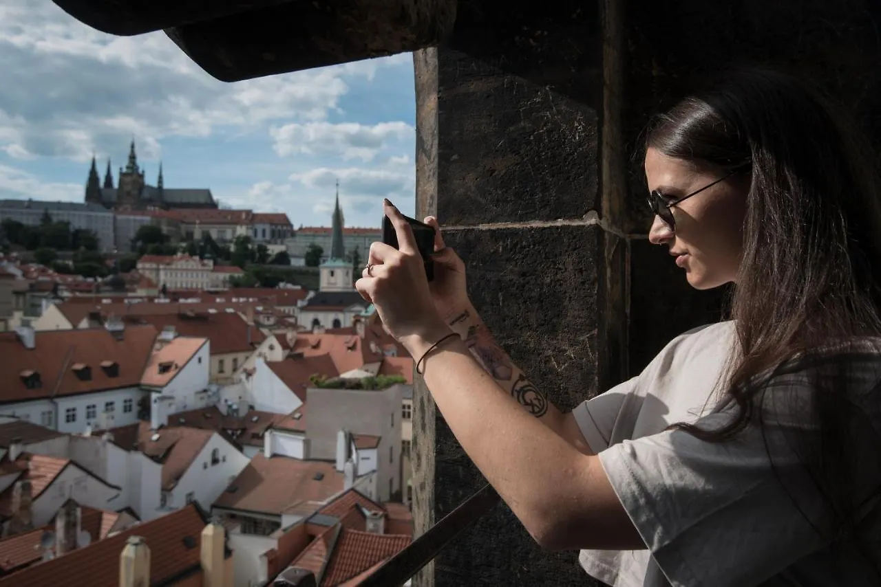 Charles Bridge Hostel & Apartments Prag