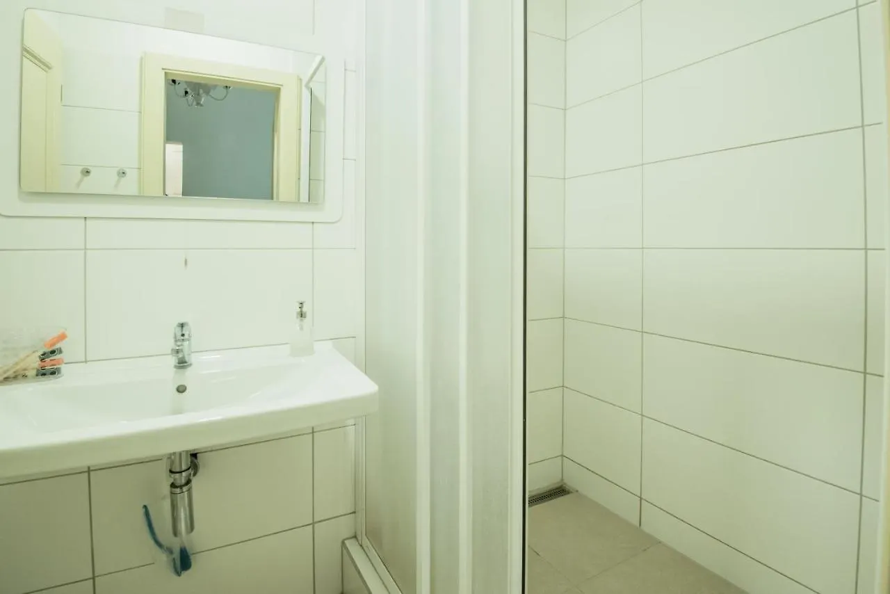 Charles Bridge Hostel & Apartments Прага 0*,  Чехия