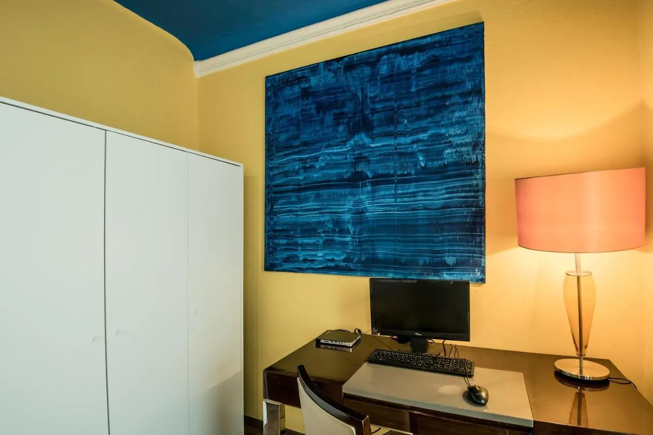 Charles Bridge Hostel & Apartments Prag