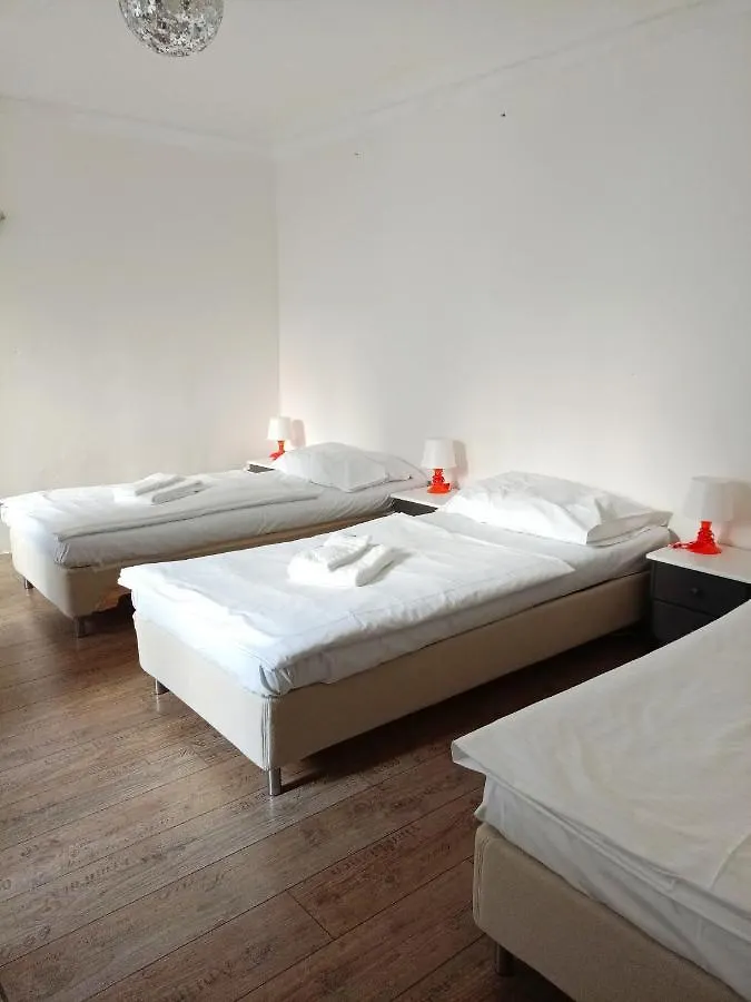 Charles Bridge Hostel & Apartments Prag