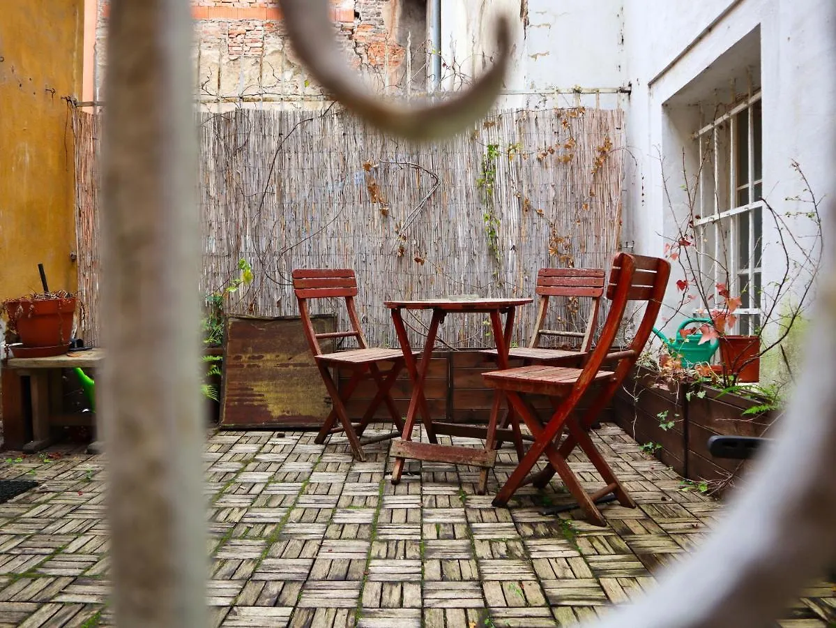 Charles Bridge Hostel & Apartments Prag
