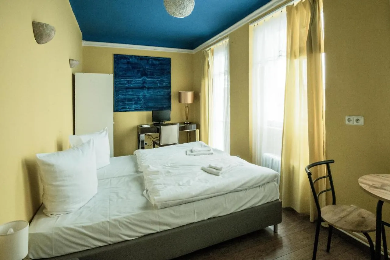 Charles Bridge Hostel & Apartments Prag 0*,  Tjeckien